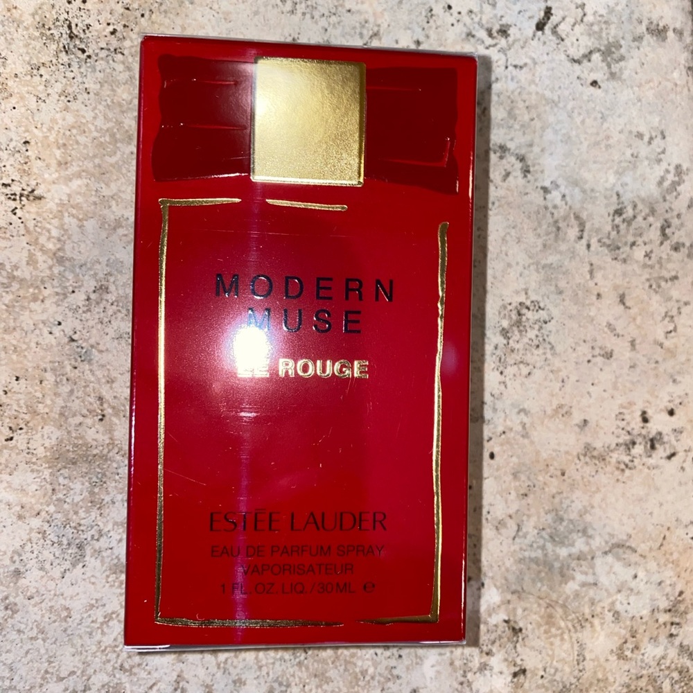 Estée Lauder Modern Muse Perfume